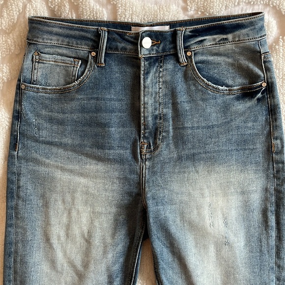 Risen Skinny Jeans - Picture 5 of 16